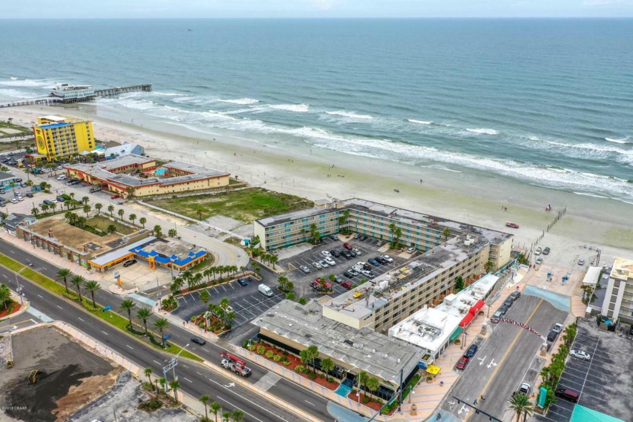 Ocean Breeze - Direct Ocean Front-Pool Is Open Apartment Daytona Beach Exterior foto
